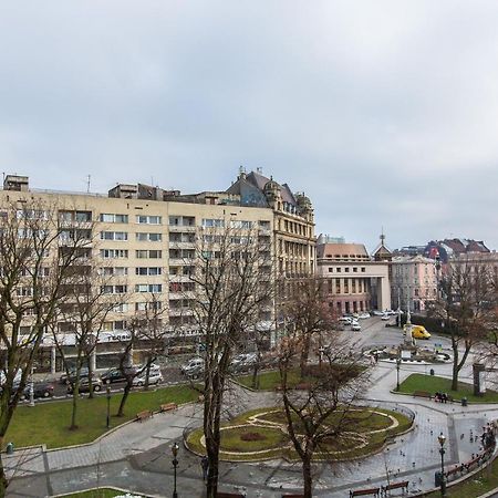 Квартира Подобово На Вулиці Валова 21А リヴィウ エクステリア 写真